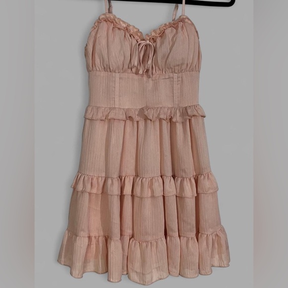 🩰 NWT Wild Fable Mini Dress~Women’s XS~Light Pink~Ruffled/Tiered Design - Picture 2 of 6